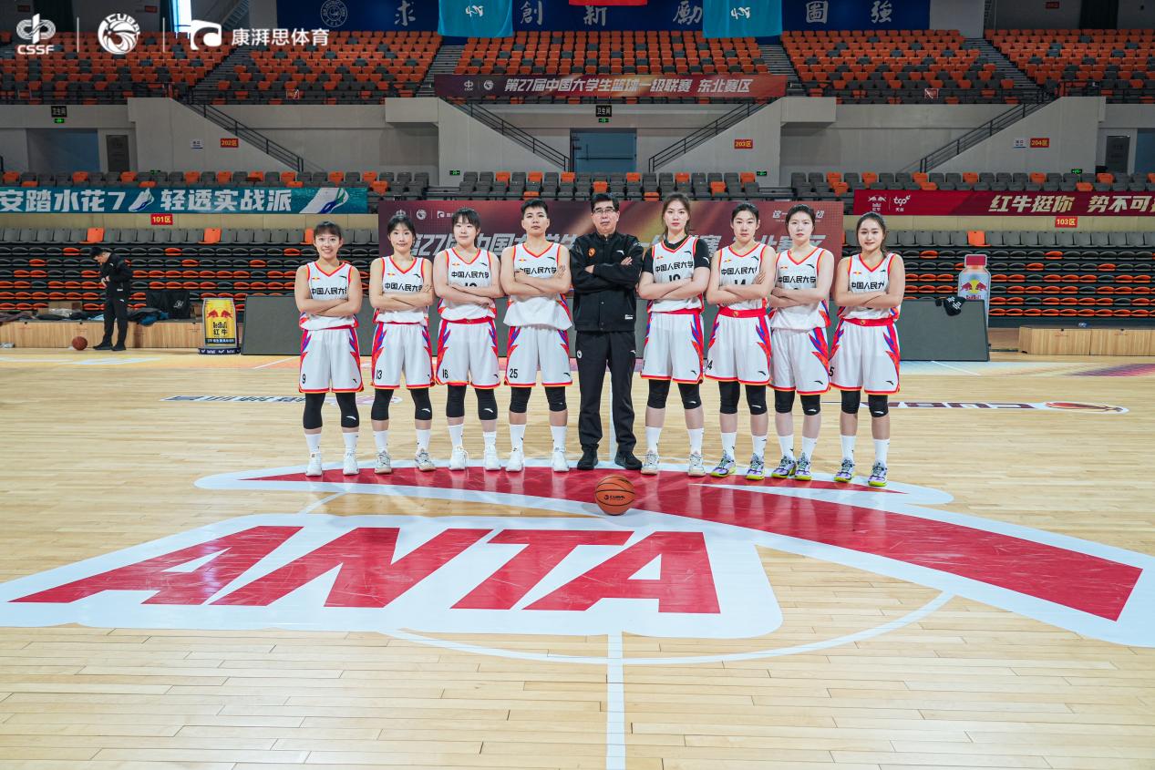 半场：科莫1-0萨索洛，杜维卡斯破门，尼科-帕斯倒钩射门被扑